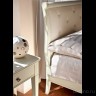 Кровать с мягким изголовьем Silicio